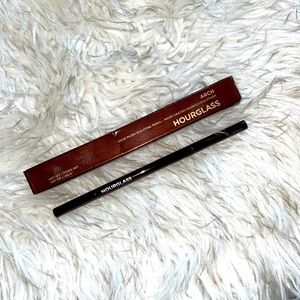 Hourglass brow micro sculpting pencil